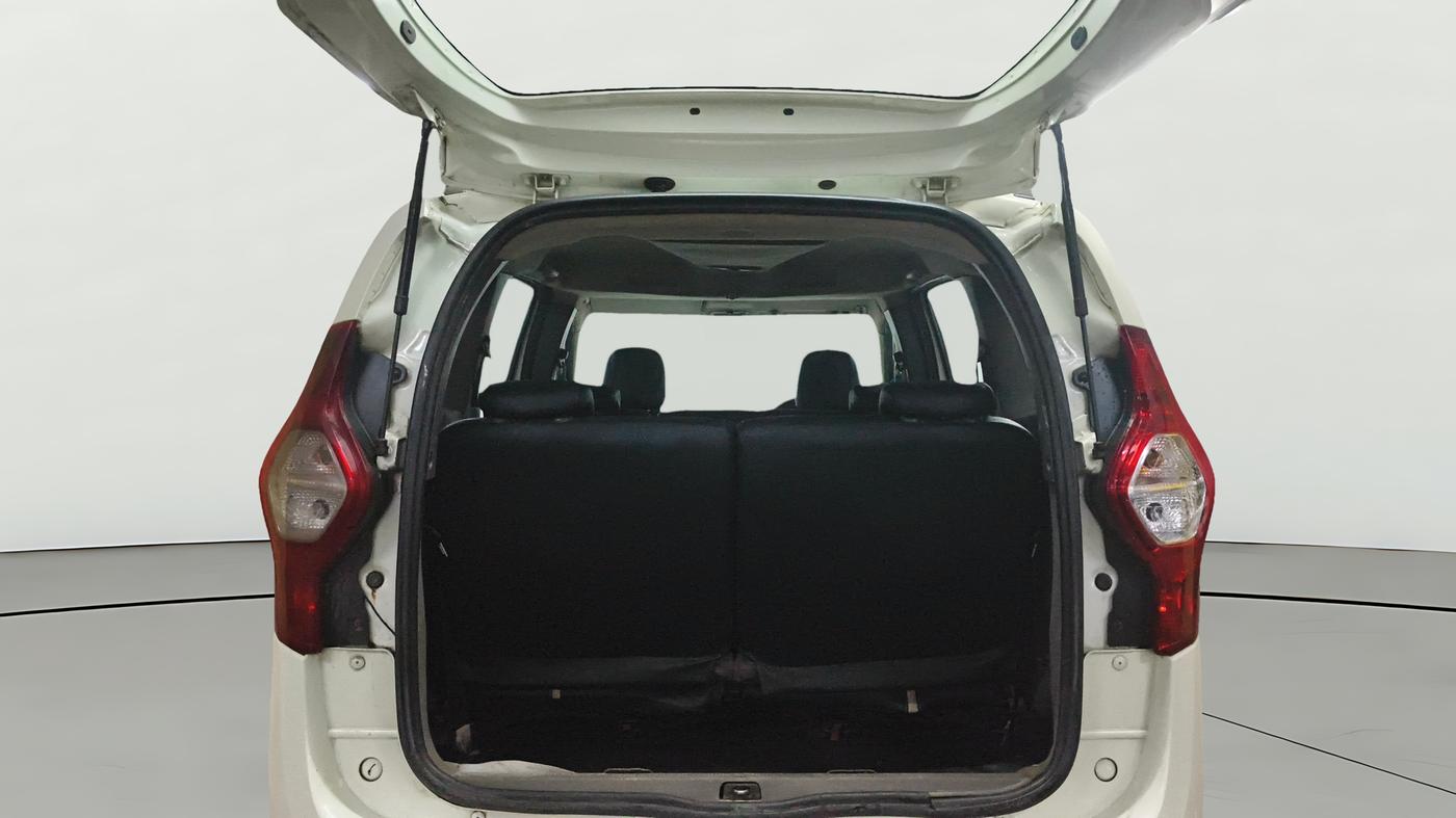 2015 Renault Lodgy 110 PS RXL 8STR, Diesel, Manual, 1,19,416 km, Boot Open Zoomed View
