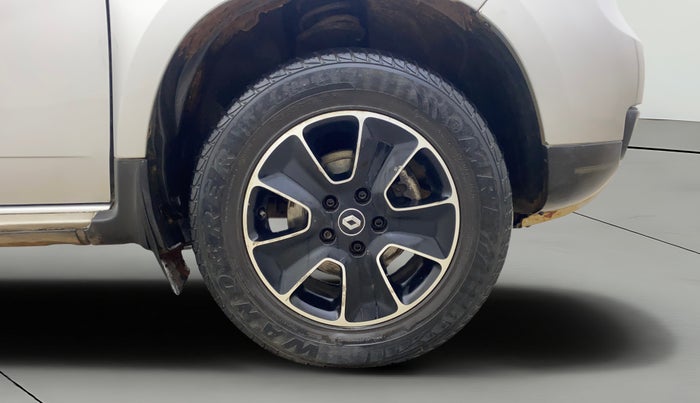 2016 Renault Duster 110 PS RXZ 4X2 AMT DIESEL, Diesel, Automatic, 49,229 km, Right Front Wheel