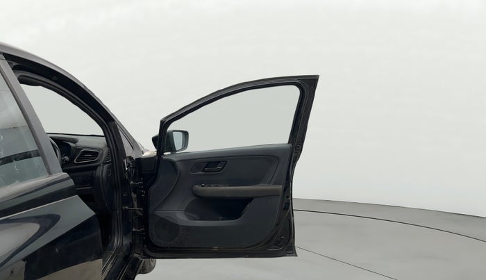 2022 Tata ALTROZ XZA PLUS DARK EDTION, Petrol, Automatic, 30,361 km, RHS Front Door