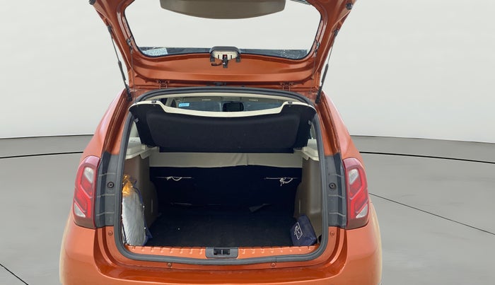 2016 Renault Duster RXL PETROL, Petrol, Manual, 39,124 km, Boot Open Zoomed View