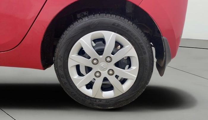 2017 Hyundai Eon SPORTZ, Petrol, Manual, 16,551 km, Left Rear Wheel