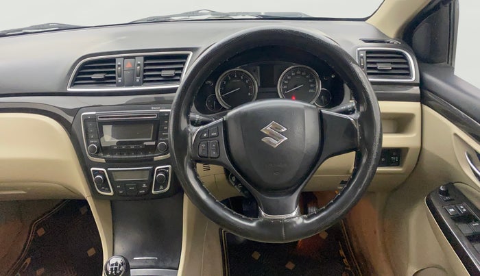 2017 Maruti Ciaz ZXI, Petrol, Manual, 76,249 km, Steering Wheel Close Up