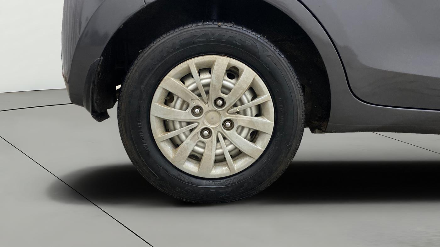2022 Hyundai NEW SANTRO MAGNA, Petrol, Manual, 77,265 km, Right Rear Wheel