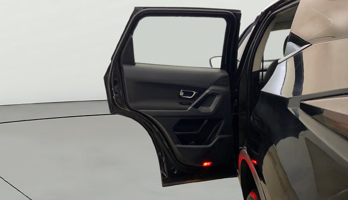 2020 Tata Harrier XT PLUS 2.0L KRYOTEC, Diesel, Manual, 95,400 km, LHS Front Door