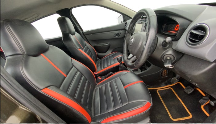 2018 Renault Kwid RXT 1.0 (O), Petrol, Manual, 23,684 km, Right Side Front Door Cabin