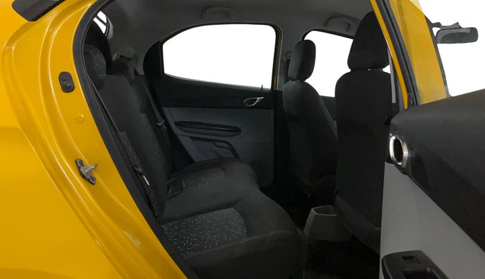 2020 Tata Tiago XZA PLUS PETROL, Petrol, Automatic, 28,897 km, Right Side Rear Door Cabin