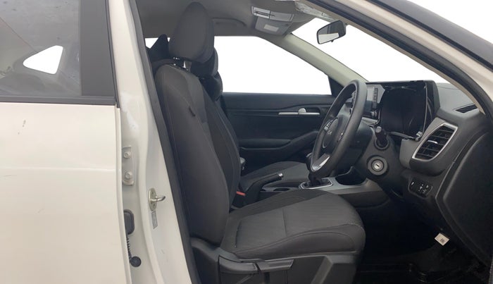 2022 KIA SELTOS HTK 1.5 PETROL, Petrol, Manual, 21,952 km, Right Side Front Door Cabin