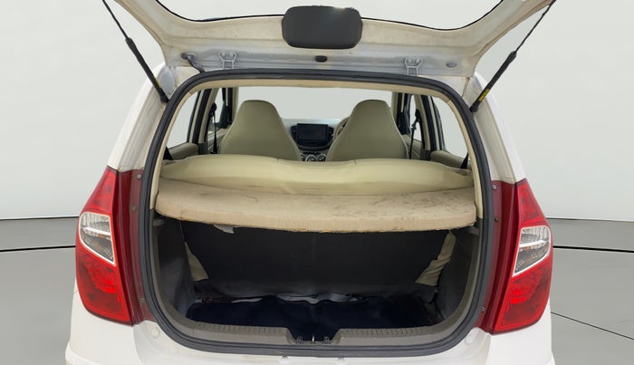 2014 Hyundai i10 SPORTZ 1.1, Petrol, Manual, 82,790 km, Boot Open Zoomed View