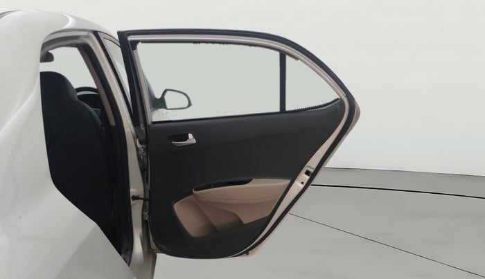 2015 Hyundai Xcent S 1.2, Petrol, Manual, 25,456 km, RHS Rear Door