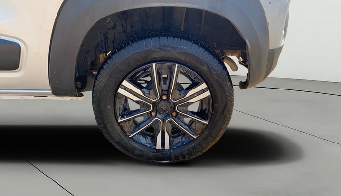 2022 Renault Kwid CLIMBER 1.0 AMT, Petrol, Automatic, 27,697 km, Left Rear Wheel