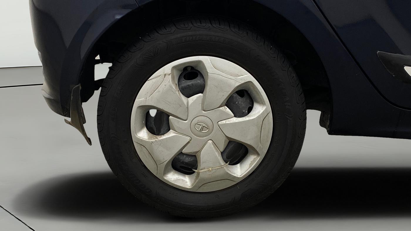 2021 Tata Tiago XT PETROL, Petrol, Manual, 36,783 km, Right Rear Wheel