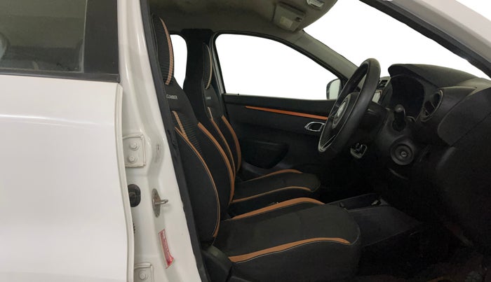 2020 Renault Kwid CLIMBER 1.0 AMT (O), Petrol, Automatic, 30,045 km, Right Side Front Door Cabin