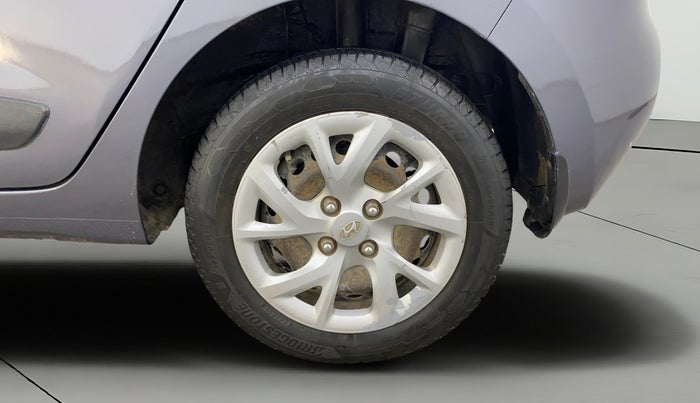 2018 Hyundai Grand i10 MAGNA AT 1.2 KAPPA VTVT, Petrol, Automatic, 82,982 km, Left Rear Wheel