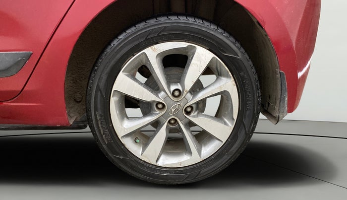 2015 Hyundai Elite i20 ASTA 1.2, CNG, Manual, 1,04,472 km, Left Rear Wheel