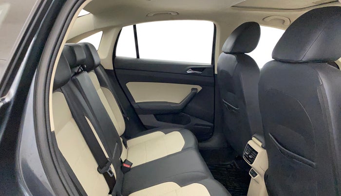2022 Skoda SLAVIA STYLE 1.0L TSI MT, Petrol, Manual, 32,220 km, Right Side Rear Door Cabin