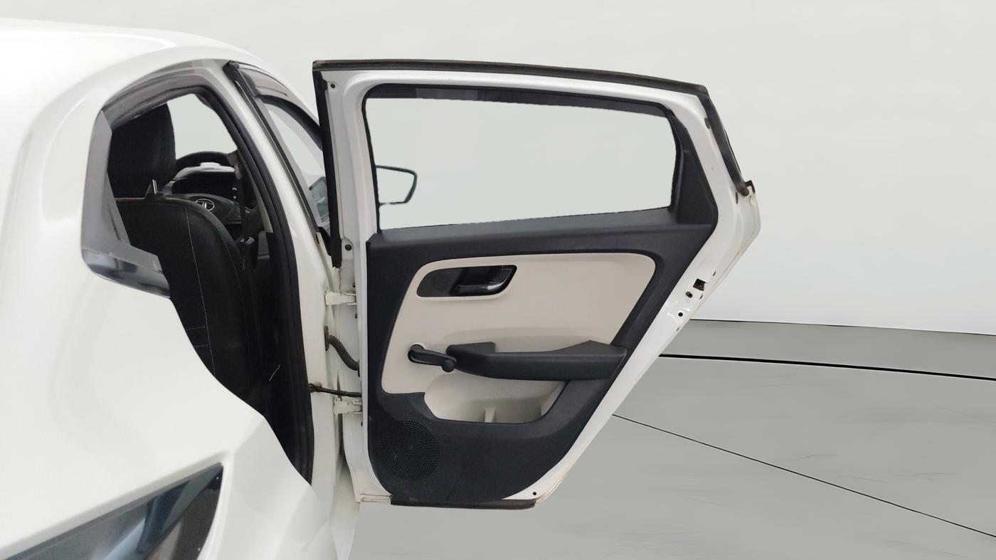 2021 Tata ALTROZ XE PETROL, Petrol, Manual, 48,354 km, RHS Rear Door
