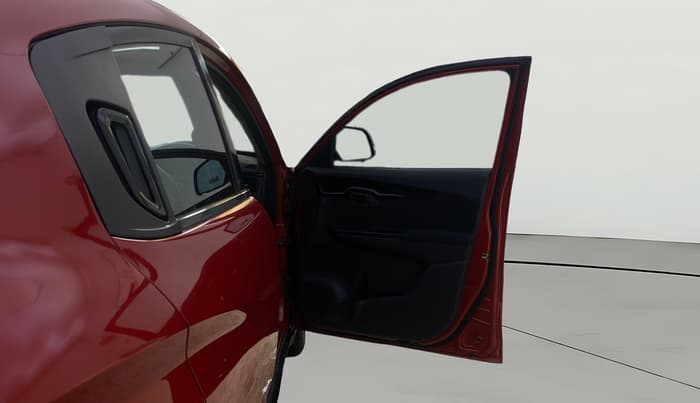 2017 Mahindra KUV 100 NXT K8 P 6 STR, Petrol, Manual, 19,051 km, RHS Front Door