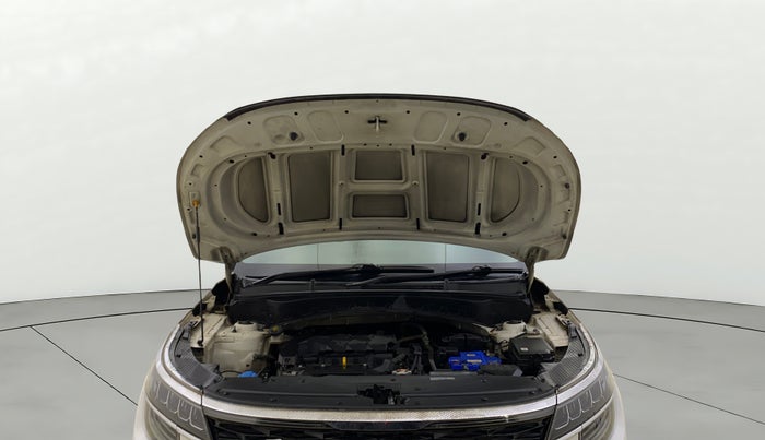 2020 KIA SELTOS HTX IVT 1.5 PETROL, Petrol, Automatic, 1,37,635 km, Open Bonet