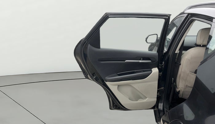 2021 KIA SONET HTX 1.0 IMT, Petrol, Manual, 72,619 km, LHS Rear Door