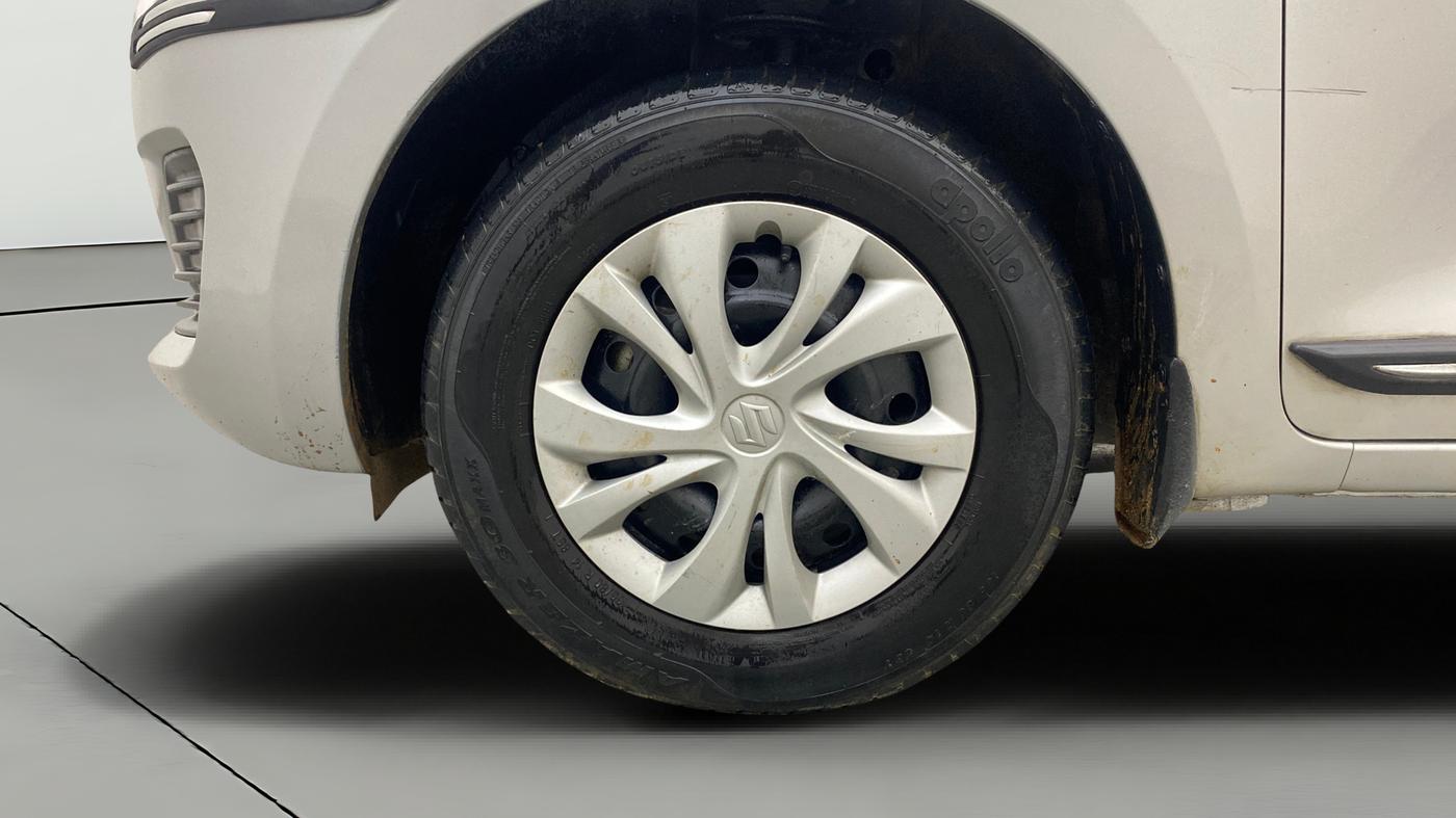 2021 Maruti Swift VXI, Petrol, Manual, 22,027 km, Left Front Wheel