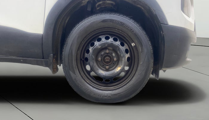 2022 Tata PUNCH ADVENTURE AMT, Petrol, Automatic, 56,241 km, Right Front Wheel