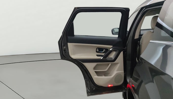 2023 Tata Safari XZ PLUS, Diesel, Manual, 21,229 km, LHS Rear Door