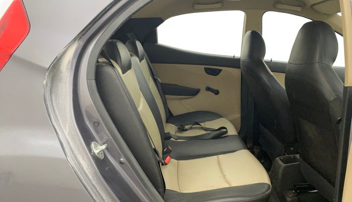 2015 Hyundai Eon ERA +, Petrol, Manual, 39,891 km, Right Side Rear Door Cabin