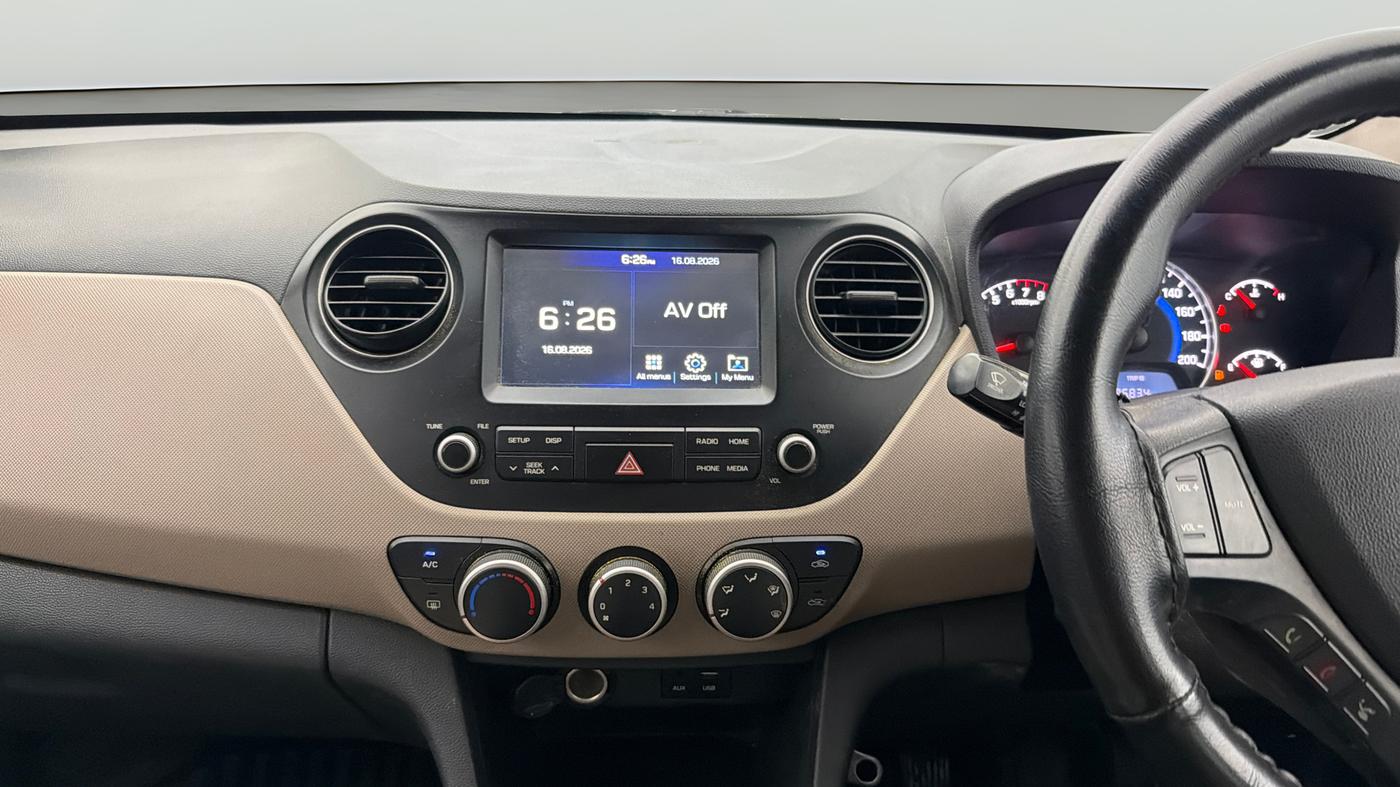 2017 Hyundai Grand i10 SPORTZ (O) 1.2 KAPPA VTVT, Petrol, Manual, 56,617 km, Air Conditioner