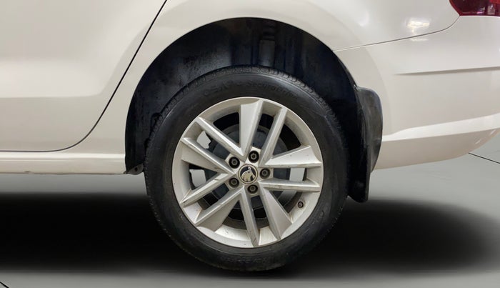 2018 Skoda Rapid STYLE 1.5 TDI AT, Diesel, Automatic, 97,745 km, Left Rear Wheel