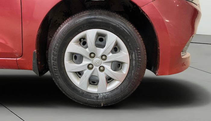 2015 Hyundai Elite i20 MAGNA 1.2, Petrol, Manual, 52,025 km, Right Front Wheel