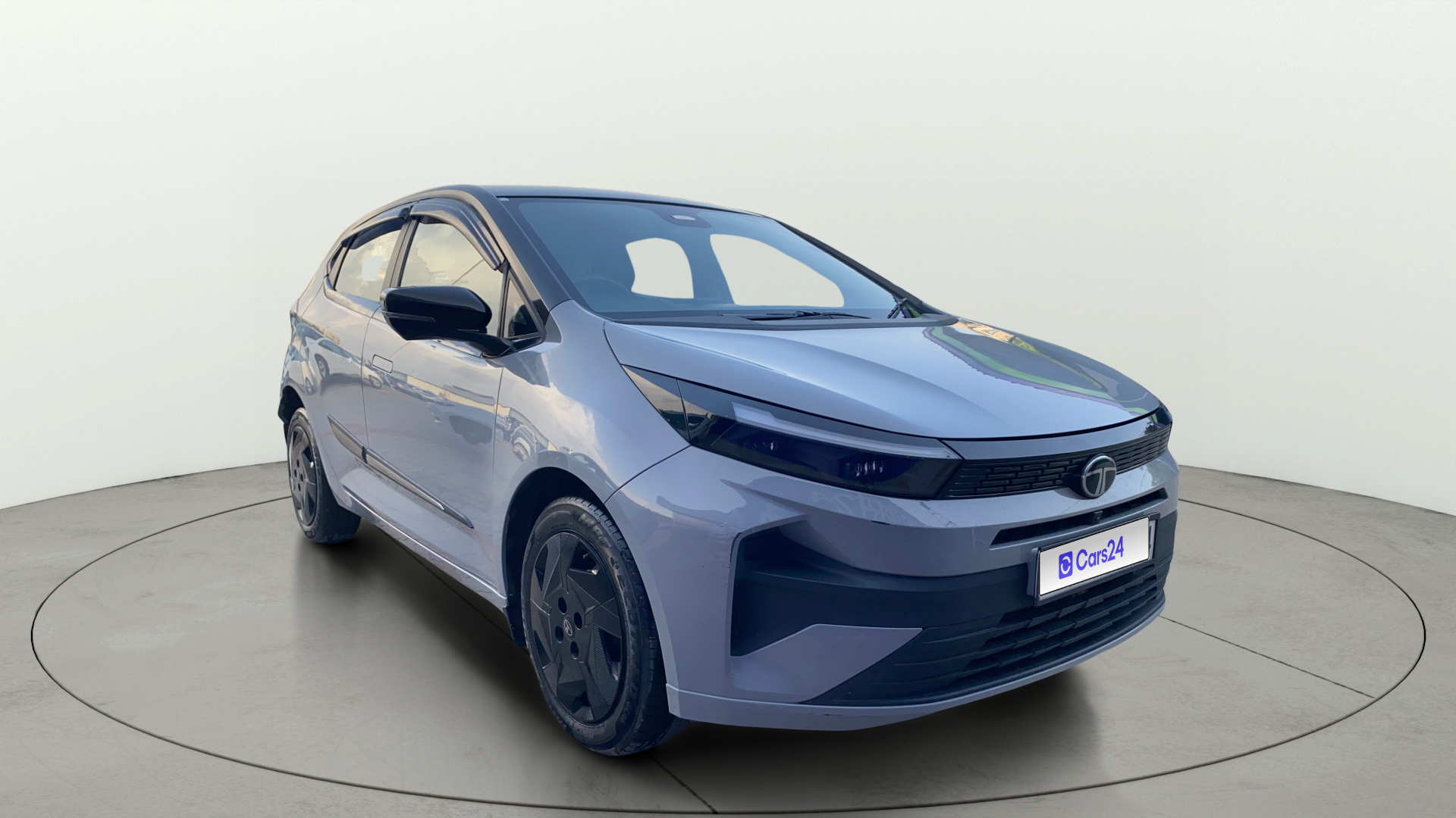 2025 Tata Altroz 2020-2025 Creative CNG 5MT