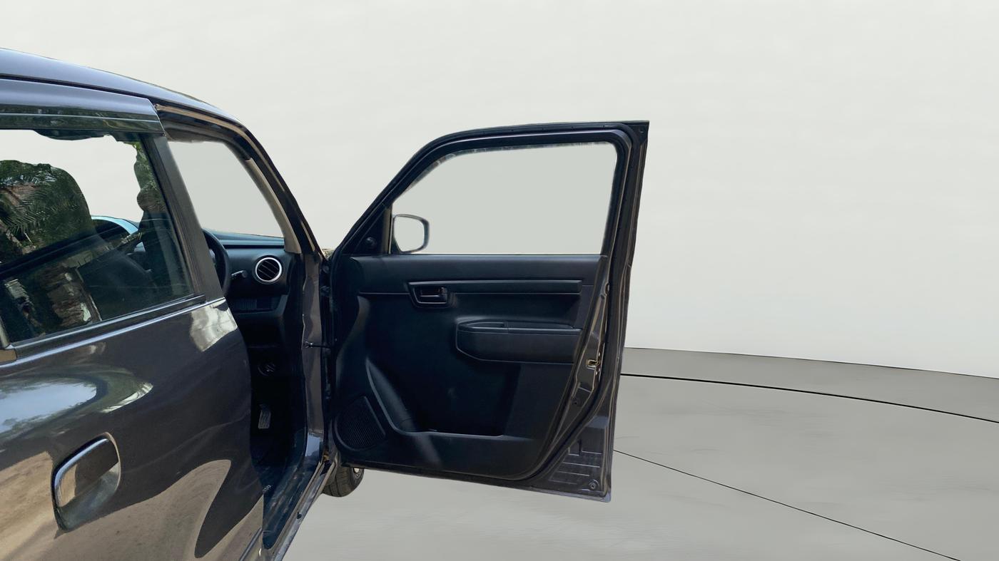 2021 Maruti S PRESSO VXI+, Petrol, Manual, 55,600 km, RHS Front Door