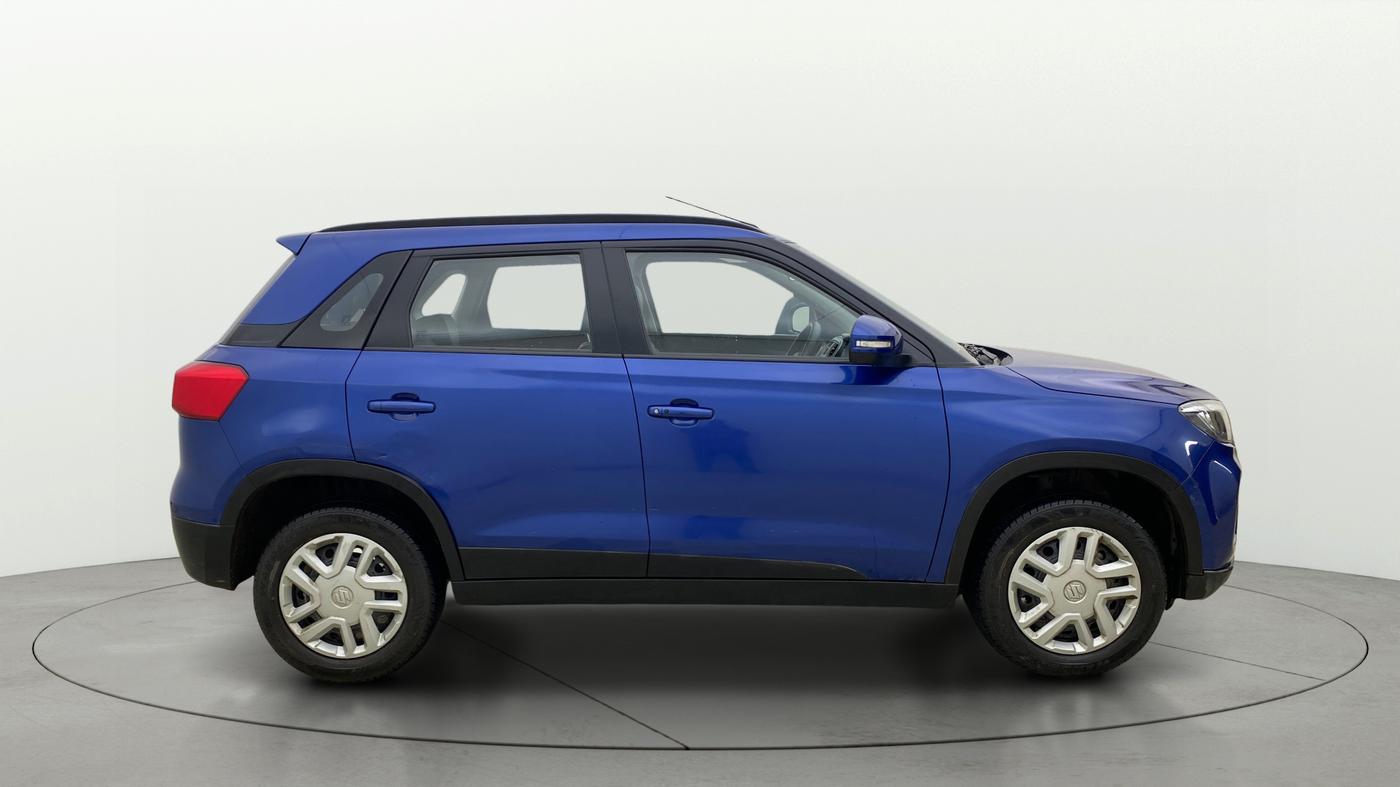 2020 Maruti Vitara Brezza VXI, Petrol, Manual, 30,586 km, Right Side View