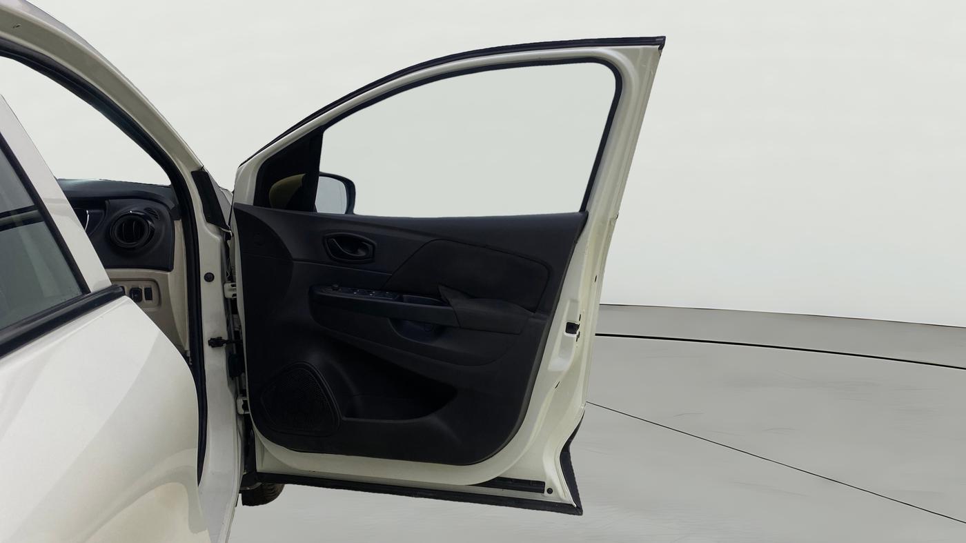 2019 Renault Captur RXE PETROL, CNG, Manual, 90,051 km, RHS Front Door
