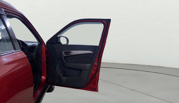 2017 Maruti Vitara Brezza ZDI, Diesel, Manual, 39,583 km, RHS Front Door