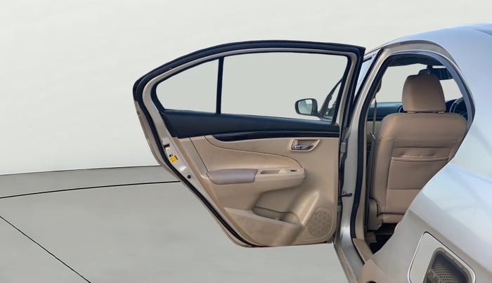 2017 Maruti Ciaz VXI+, CNG, Manual, 1,19,601 km, LHS Rear Door