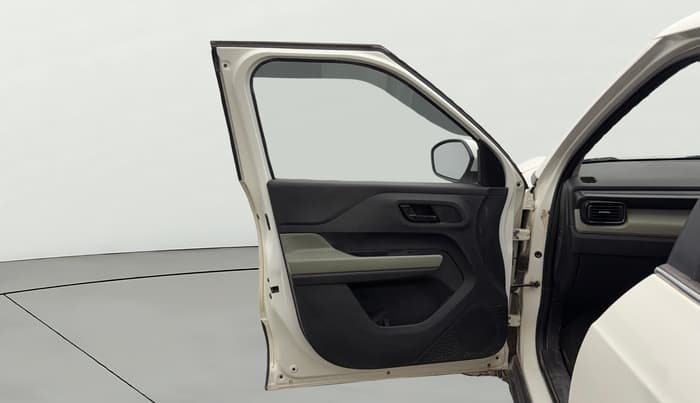 2021 Tata PUNCH ADVENTURE MT, CNG, Manual, 50,698 km, LHS Front Door