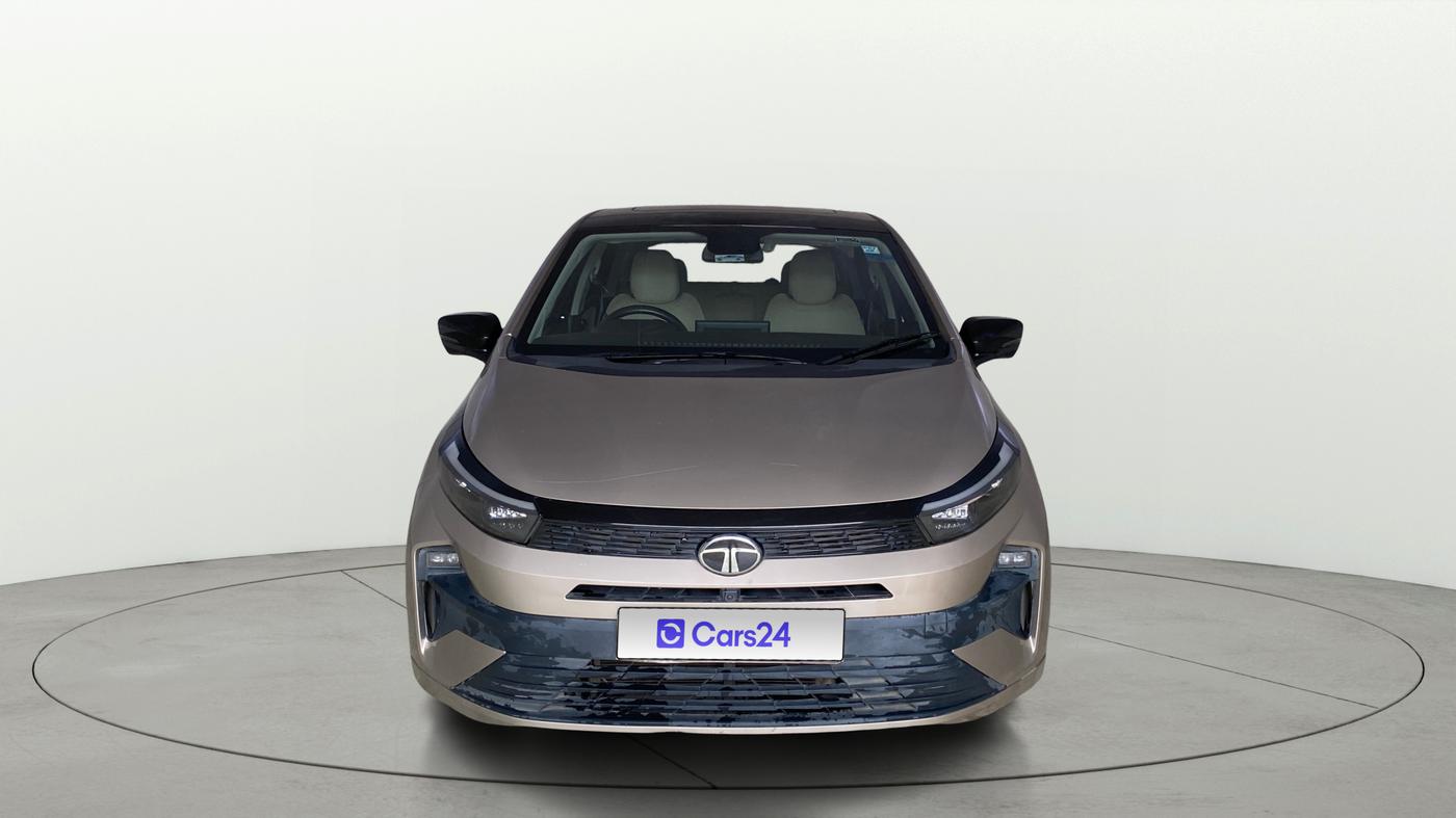 2025 Tata ALTROZ Accomplished Plus S Petrol 6DCT, Petrol, Automatic, 35,037 km, Front