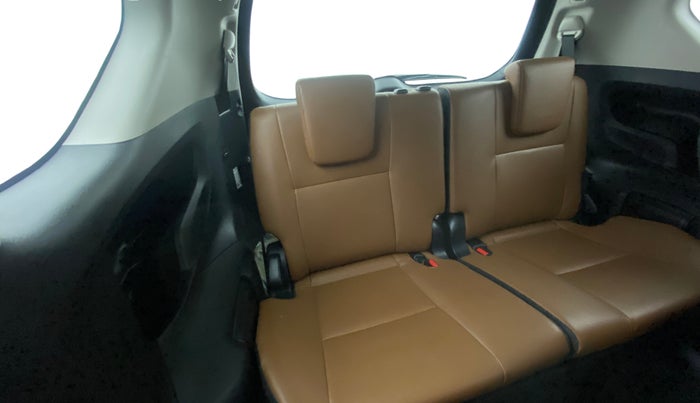 2022 Toyota Innova Crysta 2.7 ZX AT 7 STR, Petrol, Automatic, 32,464 km, Third Seat Row ( optional )