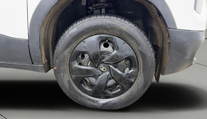 2021 Tata PUNCH ADVENTURE MT, CNG, Manual, 50,698 km, Right Front Wheel