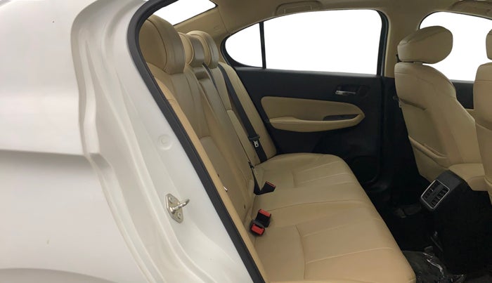 2022 Honda City 1.5L I-VTEC ZX CVT, Petrol, Automatic, 16,472 km, Right Side Rear Door Cabin