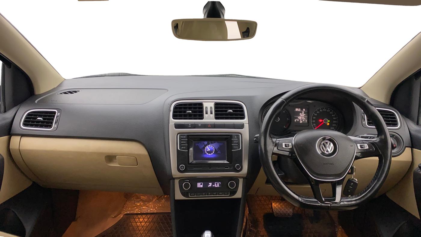 2017 Volkswagen Ameo HIGHLINE PLUS 1.5L AT 16 ALLOY, Diesel, Automatic, 41,328 km, Dashboard