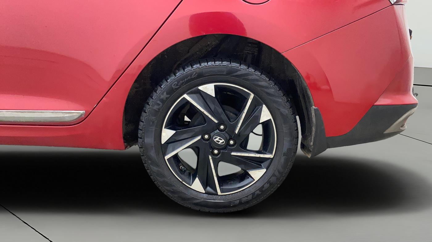 2020 Hyundai Verna SX (O) 1.5 CRDI, Diesel, Manual, 76,159 km, Left Rear Wheel