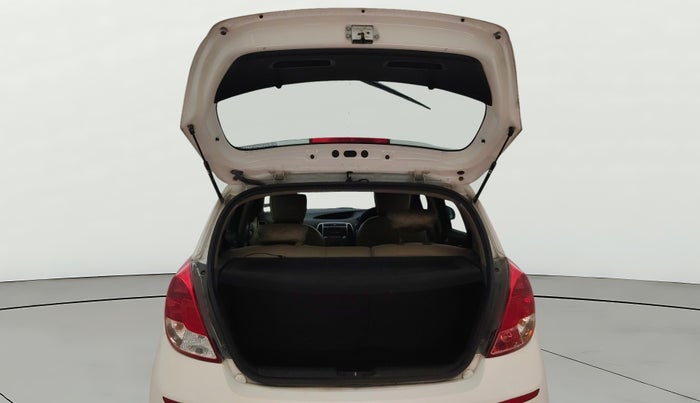 2013 Hyundai i20 ASTA 1.2, Petrol, Manual, 1,16,733 km, Boot Door Open