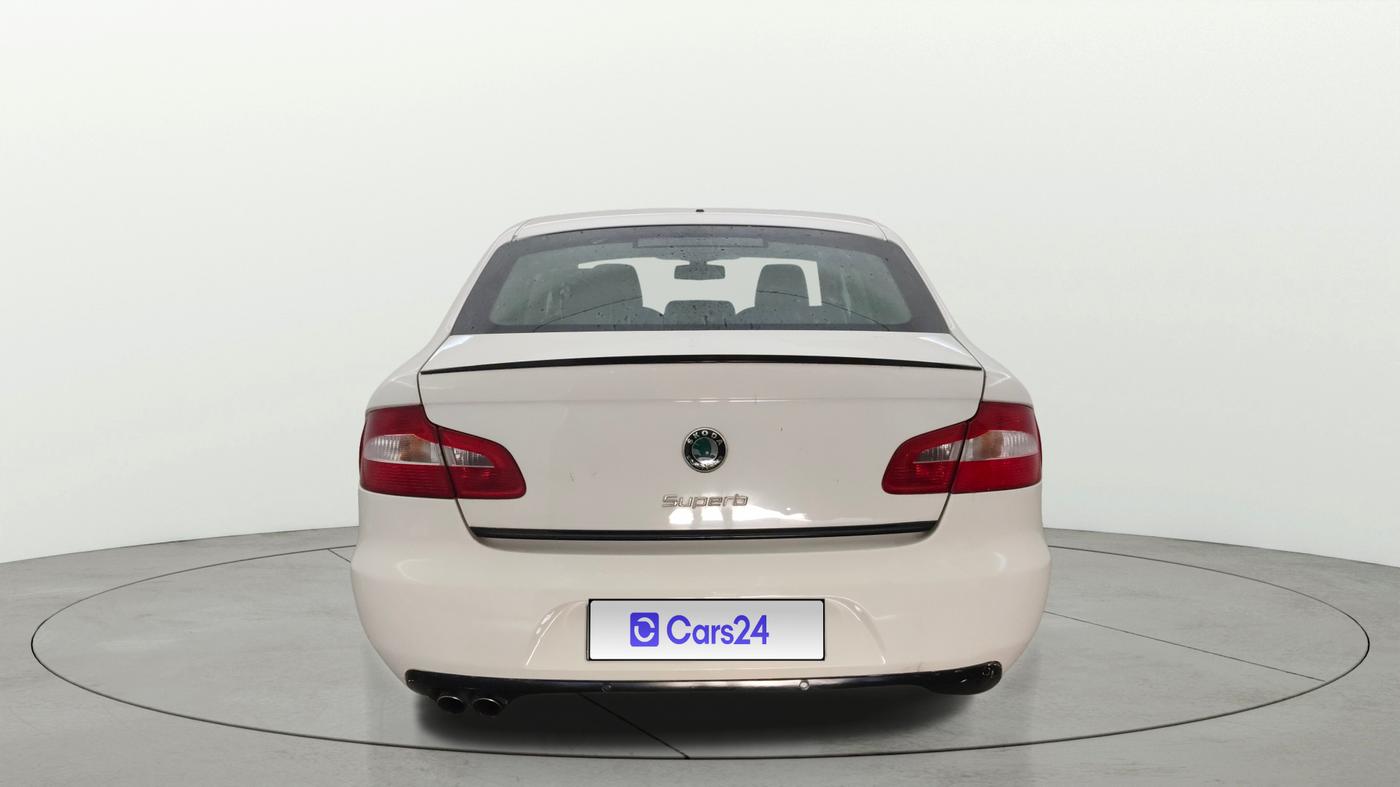 2013 Skoda Superb ELEGANCE 2.0 TDI CR AT, Diesel, Automatic, 68,183 km, Back/Rear