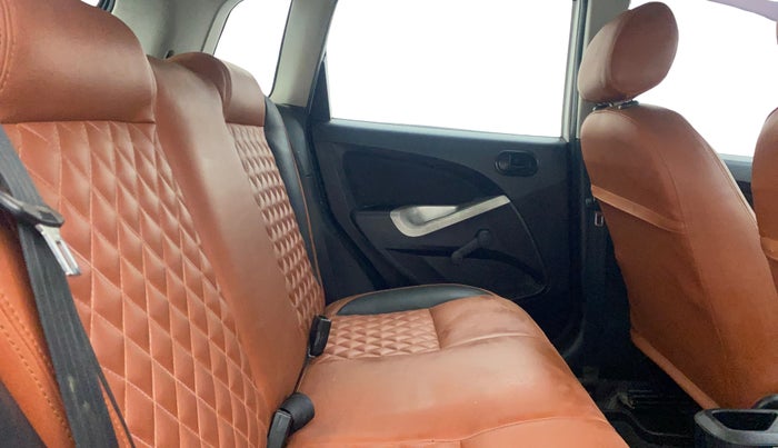 2012 Ford Figo TITANIUM 1.4 DIESEL, Diesel, Manual, 1,33,231 km, Right Side Rear Door Cabin