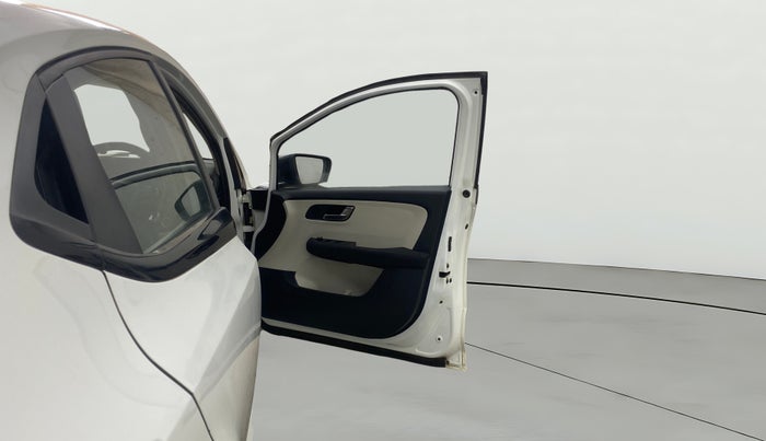 2021 Tata ALTROZ XZ PLUS DIESEL, Diesel, Manual, 48,136 km, RHS Front Door