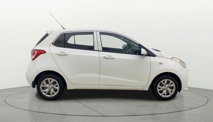 2017 Hyundai Grand i10 MAGNA 1.2 KAPPA VTVT, Petrol, Manual, 47,355 km, Right Side View