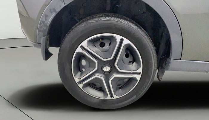 2020 Tata NEXON XZ PETROL, Petrol, Manual, 52,207 km, Right Rear Wheel