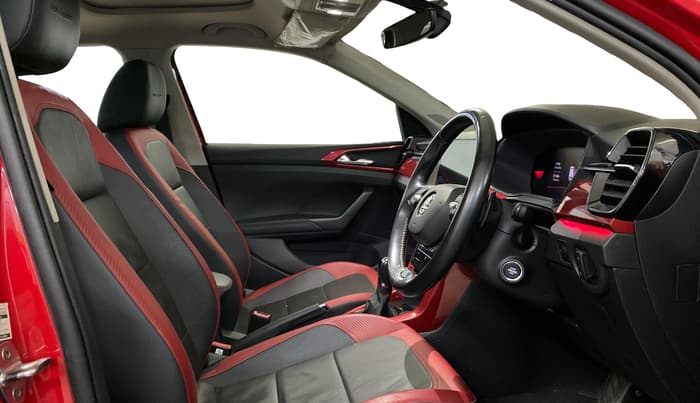 2022 Skoda KUSHAQ MONTE CARLO 1.5L TSI DSG, Petrol, Automatic, 63,620 km, Right Side Front Door Cabin